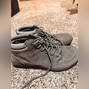 Womens Quilted High-Top Sneakers/Hiking Boots